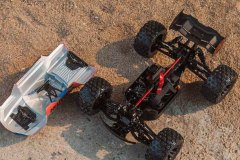 Arrma_KRATON_6S_BLX_4X4_Speed_Monster_Truck-3