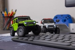 AXI-2261-Action-31_omjo70