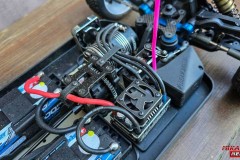 Chassisfokus-Asso-RC8B41e-Aaron-Roenick-0010