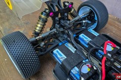 Chassisfokus-Asso-RC8B41e-Aaron-Roenick-0012