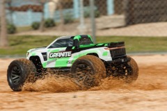 ARA4202V4T1-Action-16_one3w8