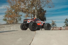 ARA4202V4T3-Action-9_oi3gxo