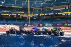 LOS01026T5-Action-065_xjfq5o