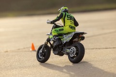 LOS-2310-Action-03_yx98f1
