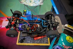 1_Chassisfokus_Schwarz_Tamiya_TT02_0002