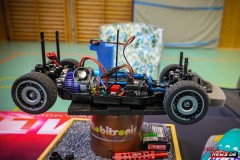 1_Chassisfokus_Schwarz_Tamiya_TT02_0005