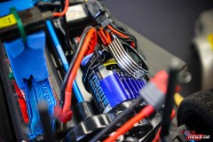 1_Chassisfokus_Schwarz_Tamiya_TT02_0006