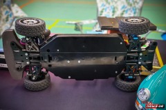1_Chassisfokus_Schwarz_Tamiya_TT02_0013