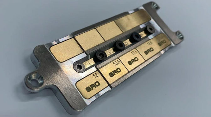 SRC RX8 Dinamic Battery Stand Alu 5mm + Set 5 Brass (5)