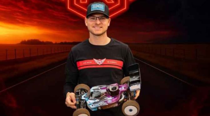 Reds Racing verlängert mit Rivkin