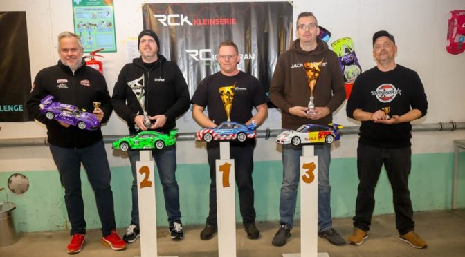 Fahren im Parkhaus – Die RCK-KleinSerie zu Gast beim MSV