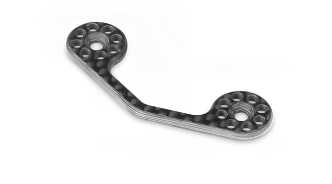 Neue Kohlefaserstrebe für die Spoilerbefestigung